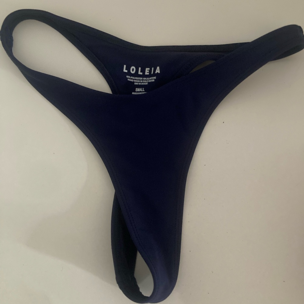 Thong swim bottom